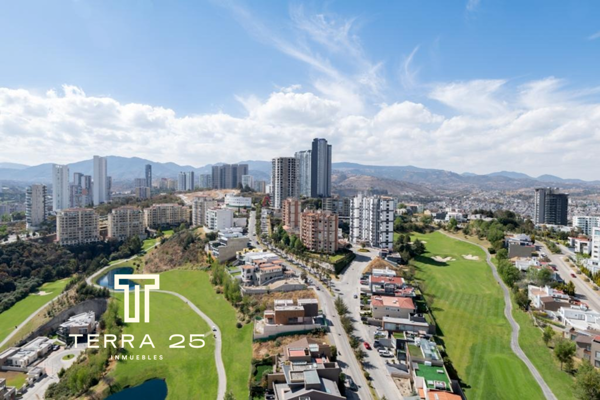 Terreno en venta en Bosque Real, Huixquilucan — foto 2 de 5