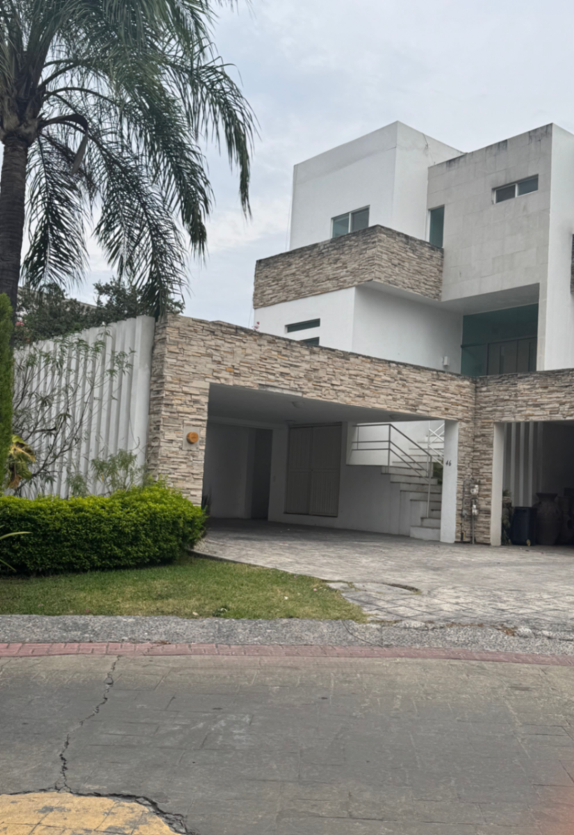 Casa en venta en La Muralla, San Pedro Garza García — foto 1 de 15