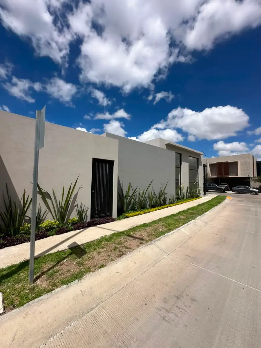 Casa en venta en Misiones de Santa Fe, León — foto 1 de 15