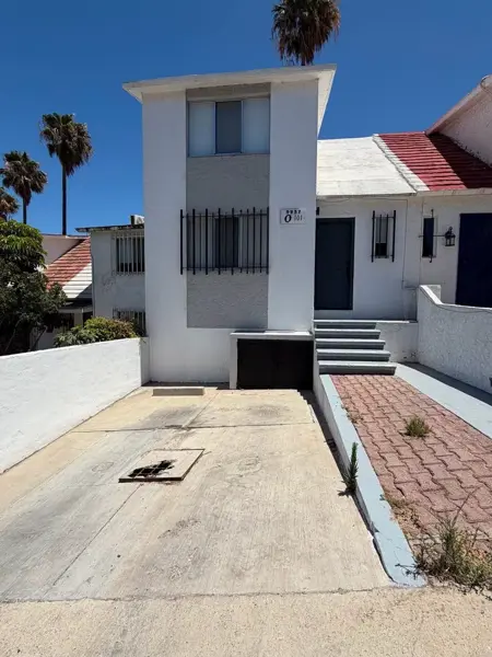 Casa en renta en Colinas de Agua Caliente