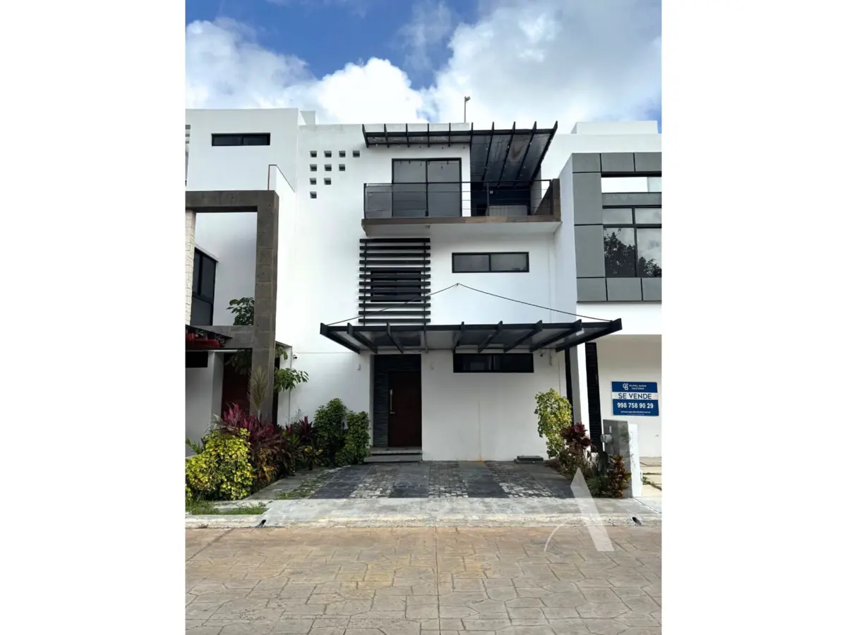 Casa en venta en Arbolada, Benito Juárez — foto 1 de 25