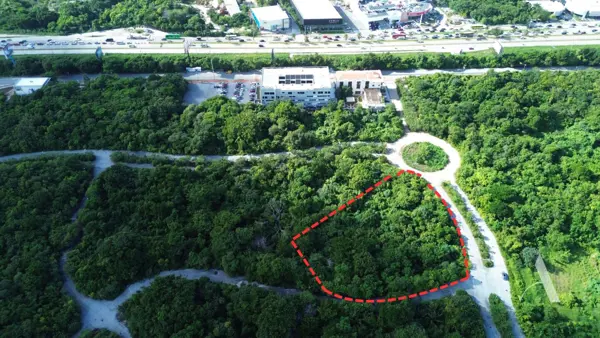 Terreno en venta en Cancún Centro, Benito Juárez — foto 2 de 8