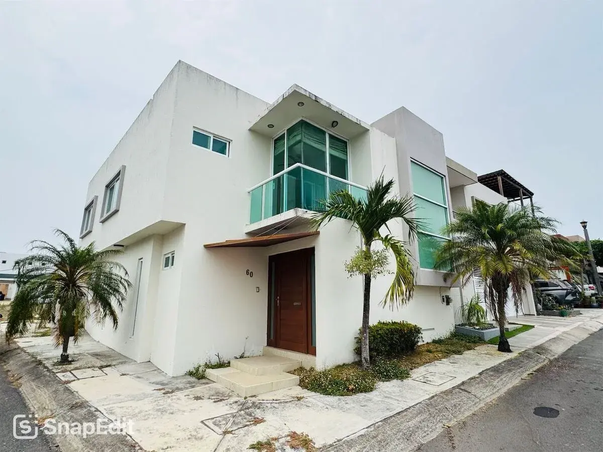 Casa en venta en Lomas de la Rioja, Alvarado — foto 1 de 19