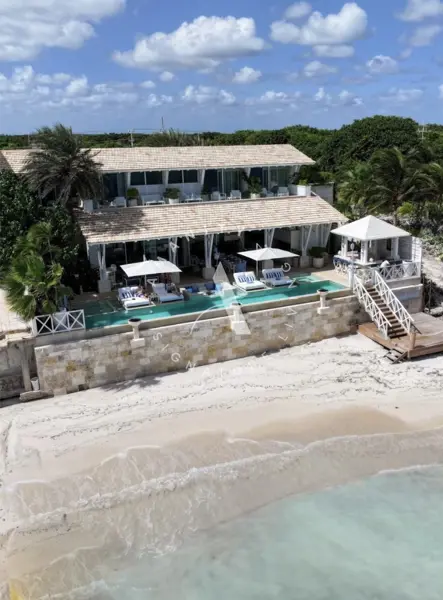 Exclusiva villa frente al mar en Punta Sam, Isla Mujeres