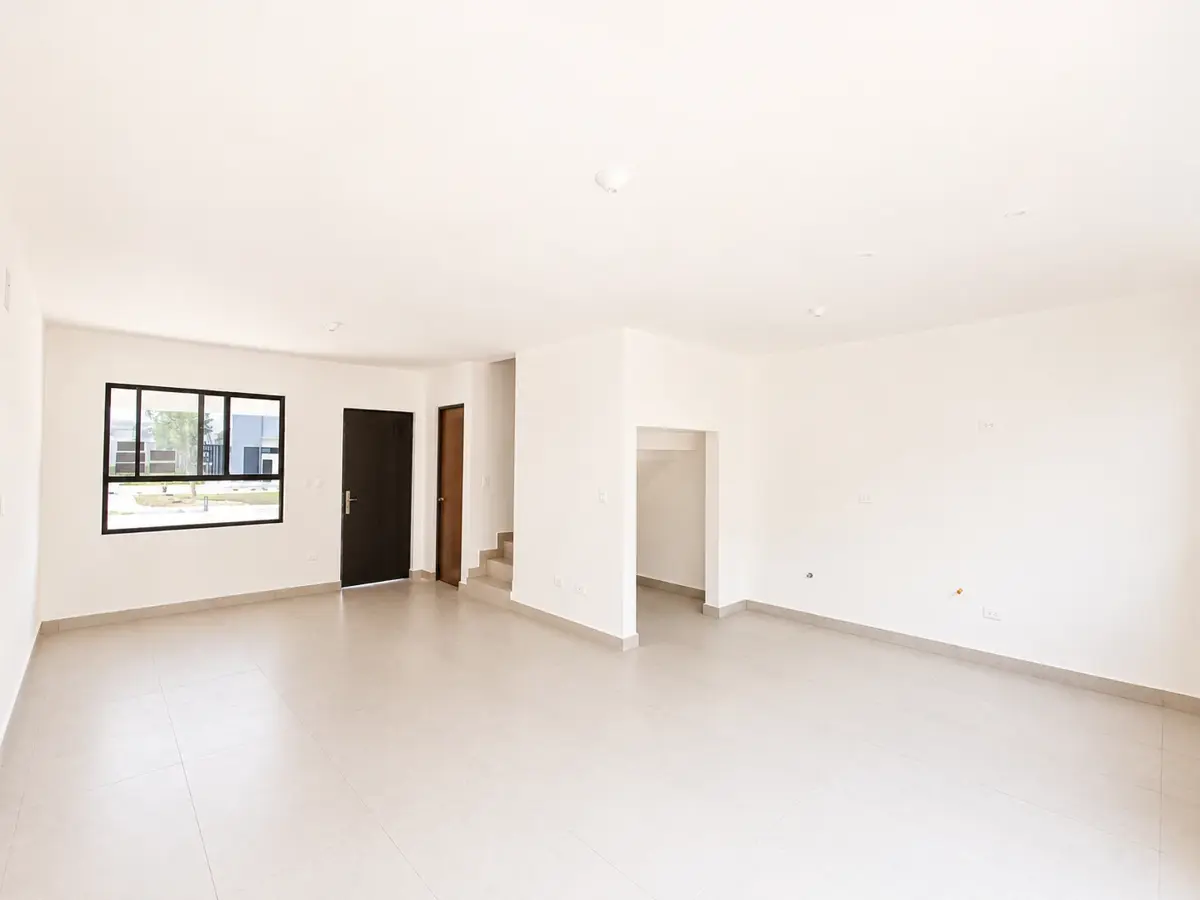 Casa en venta en Varenna Residencial, García — foto 1 de 10