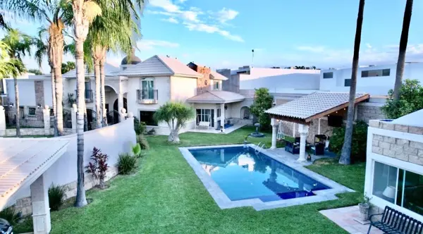 Casa en venta en Hacienda del Rosario, Torreón — foto 2 de 10