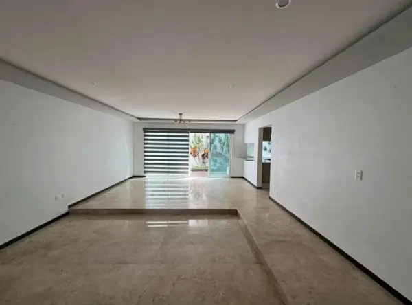 Casa en venta en Lomas de Angelópolis, San Andrés Cholula — foto 3 de 15