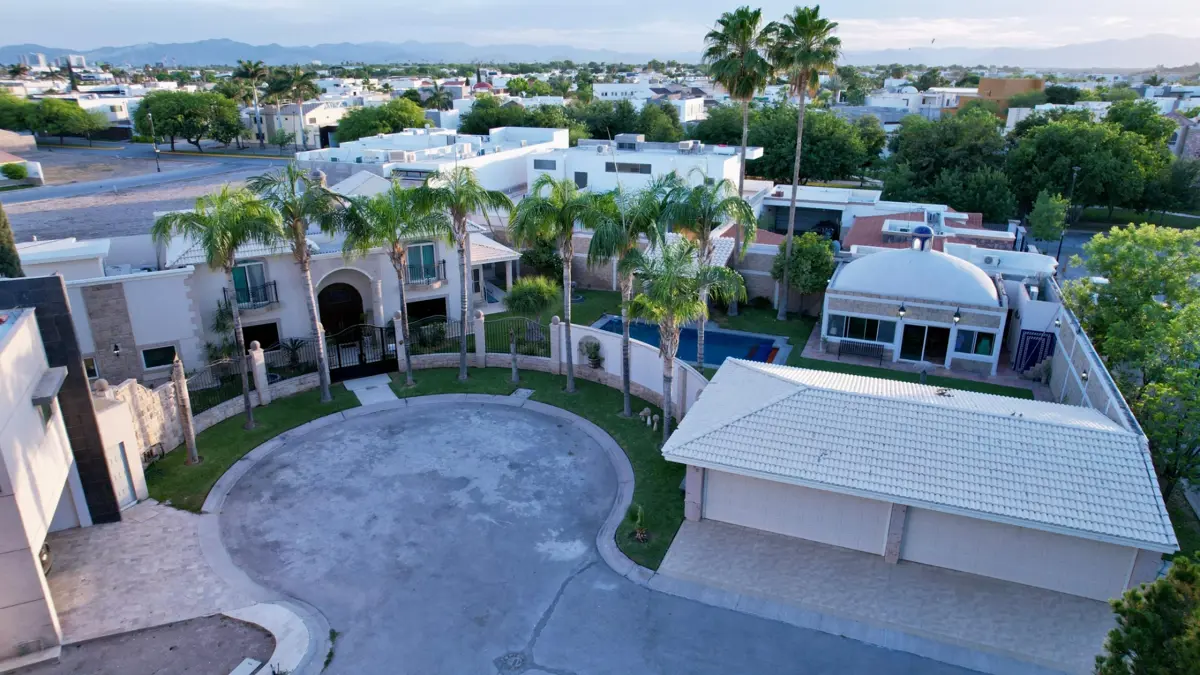 Casa en venta en Hacienda del Rosario, Torreón — foto 1 de 24
