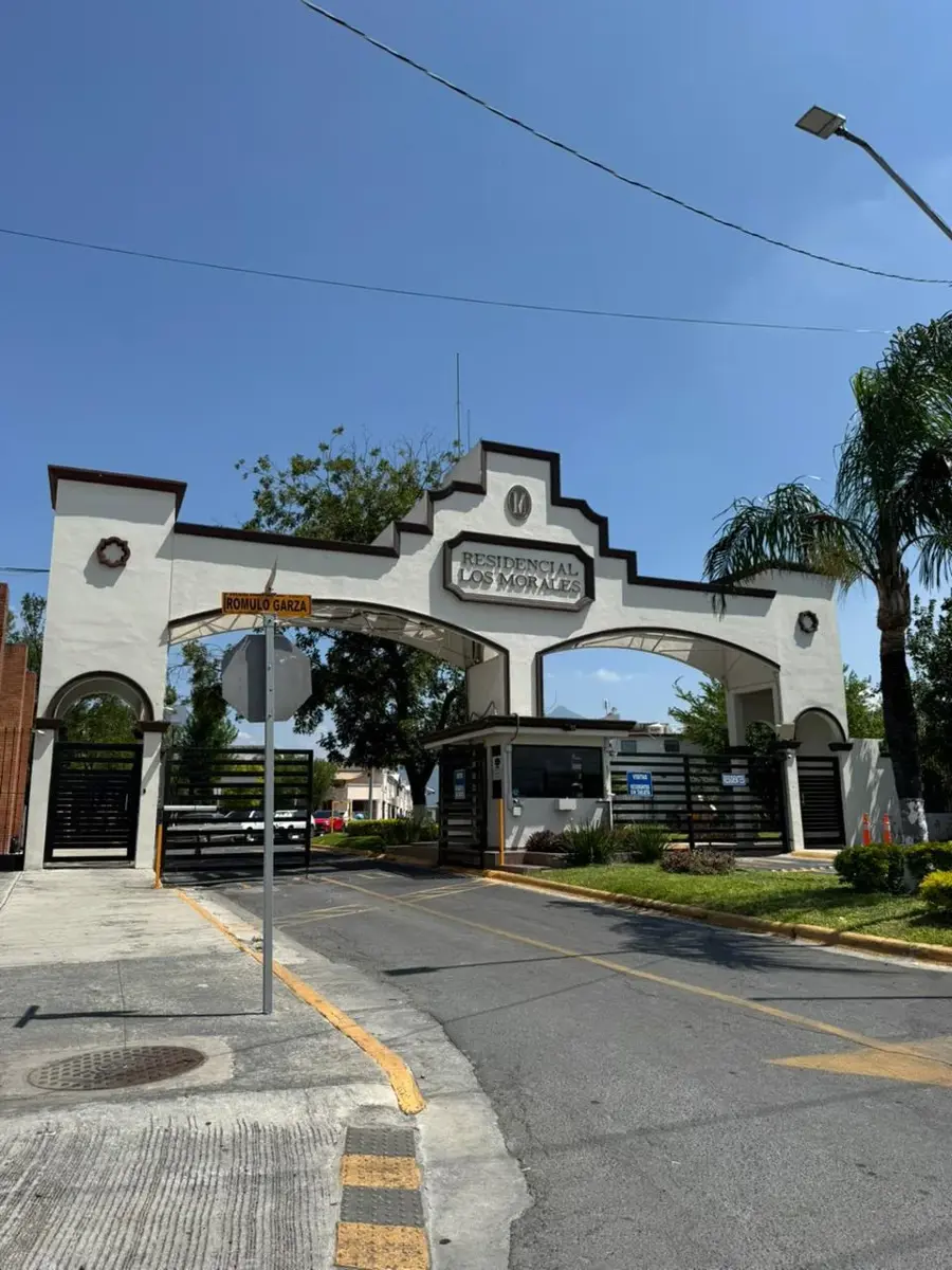 Casa en venta en Residencial los Morales, San Nicolás de los Garza — foto 1 de 18