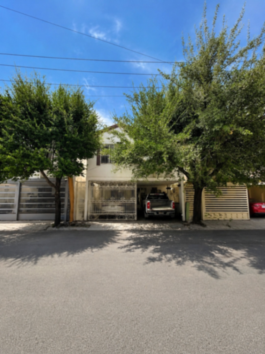 Casa en venta en Misión de Anáhuac, General Escobedo — foto 1 de 16