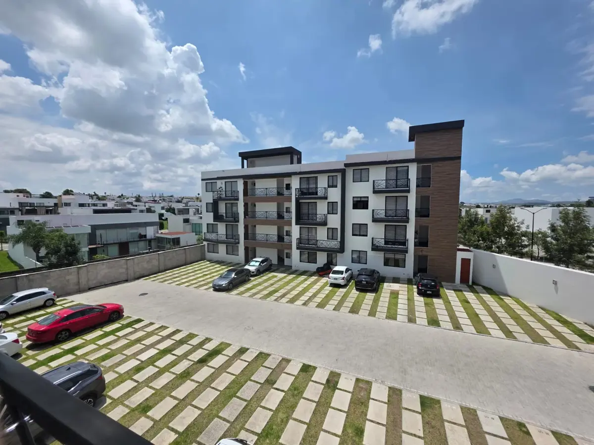 Departamento en renta en Lomas de Angelópolis, San Andrés Cholula — foto 1 de 20
