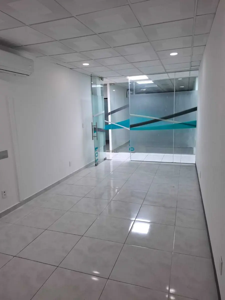Oficina en renta en Ciudad Satelite, Naucalpan de Juárez — foto 1 de 12