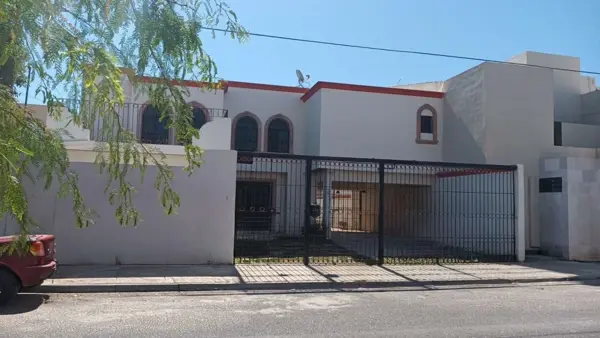 Venta de Casa al norte de Saltillo en Fraccionamiento Valle Real