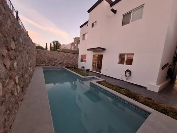 Casa en venta en La Sarzana, Juárez — foto 2 de 72