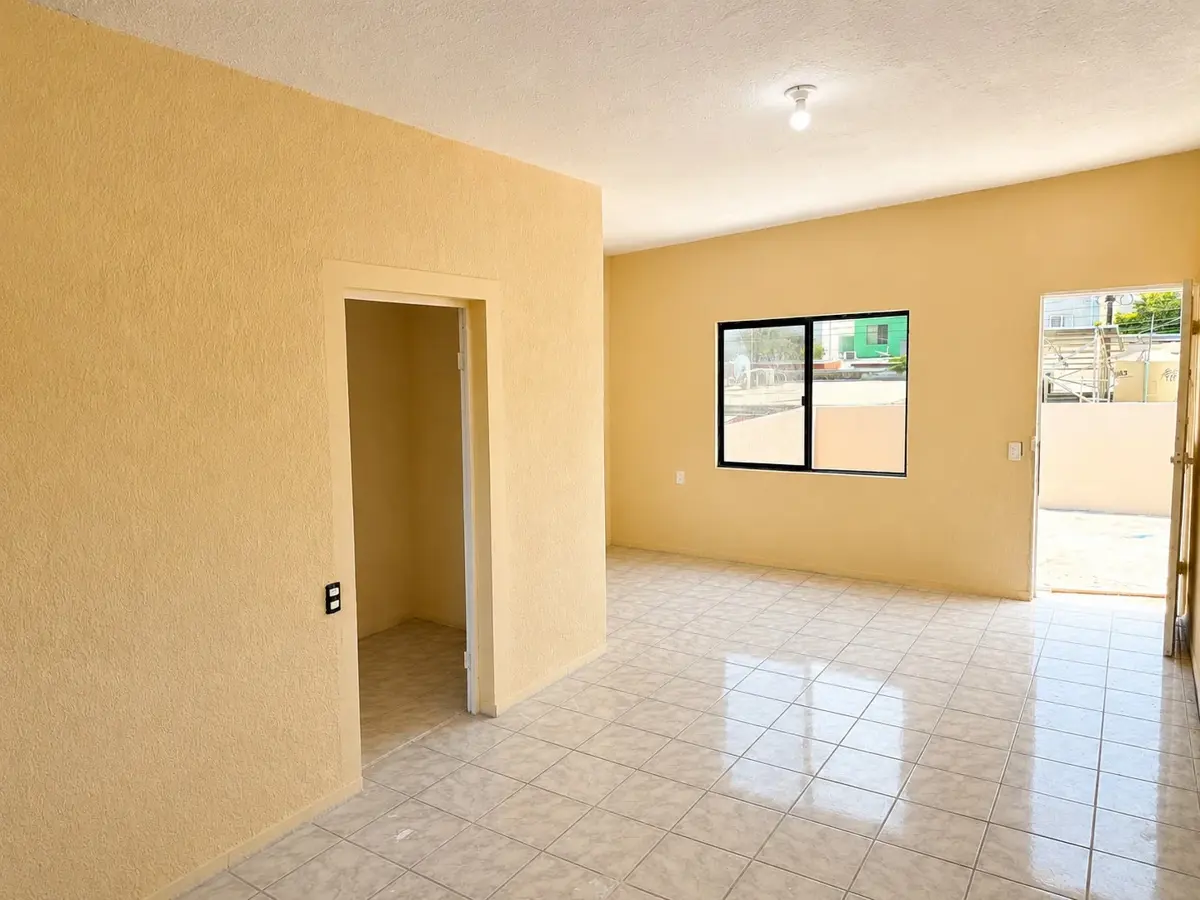 Casa en venta en Las Puentes Sector 7, San Nicolás de los Garza — foto 1 de 11