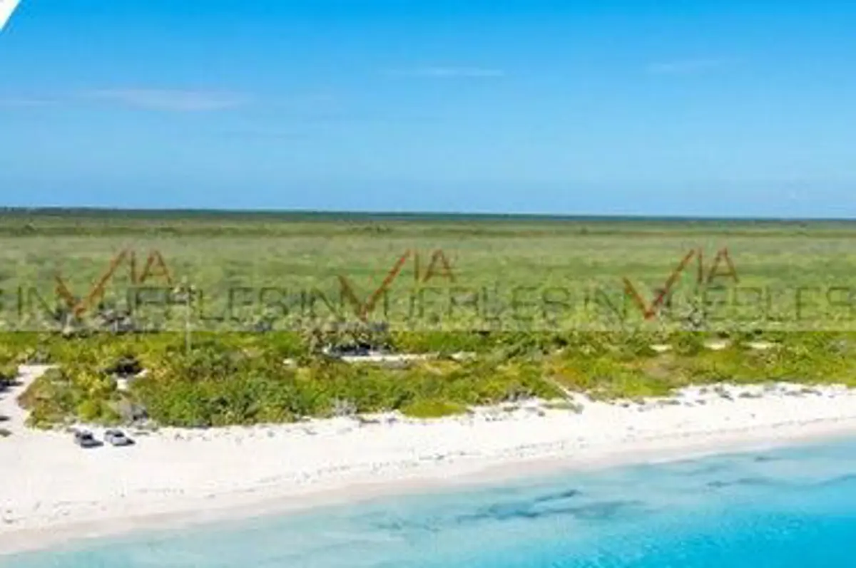Terreno en venta en Mahahual, Othón P. Blanco — foto 1 de 12