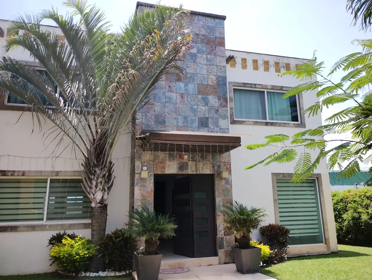 Casa en renta en Oaxtepec Centro, Yautepec — foto 1 de 32
