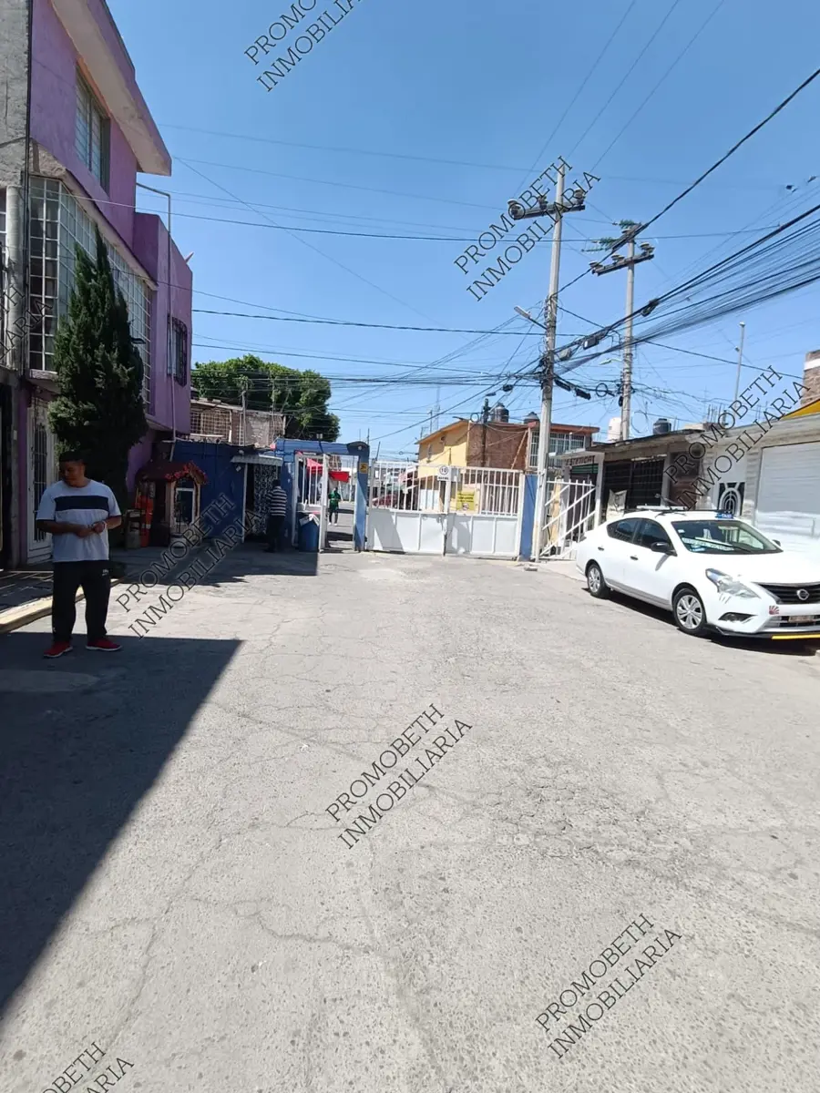 Casa en venta en Ehécatl (Paseos de Ecatepec), Ecatepec de Morelos — foto 1 de 15