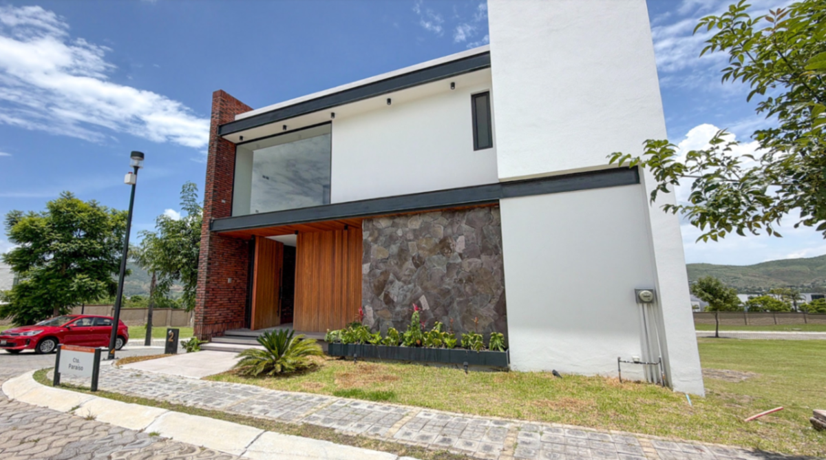 Casa en venta en Lomas de Angelópolis, Ocoyucan — foto 1 de 19