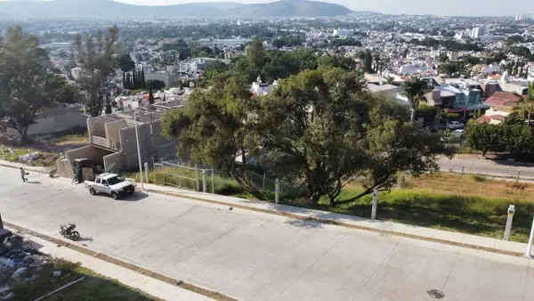 Terreno en venta en Paisajes del Tesoro, San Pedro Tlaquepaque — foto 3 de 18