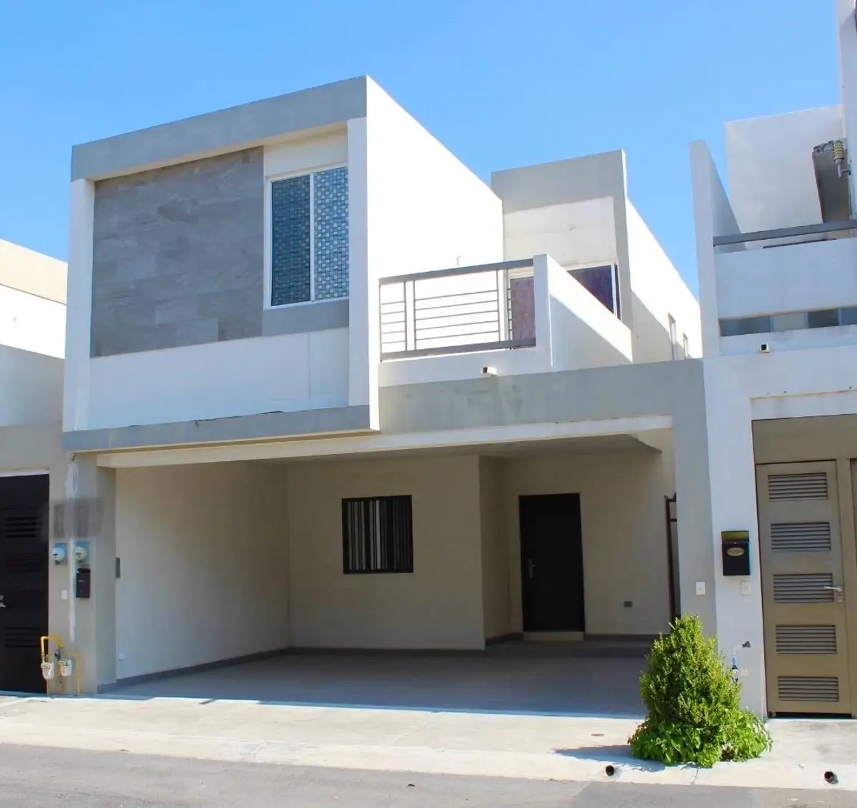 Casa en venta en Privadas del Canada, General Escobedo — foto 1 de 19