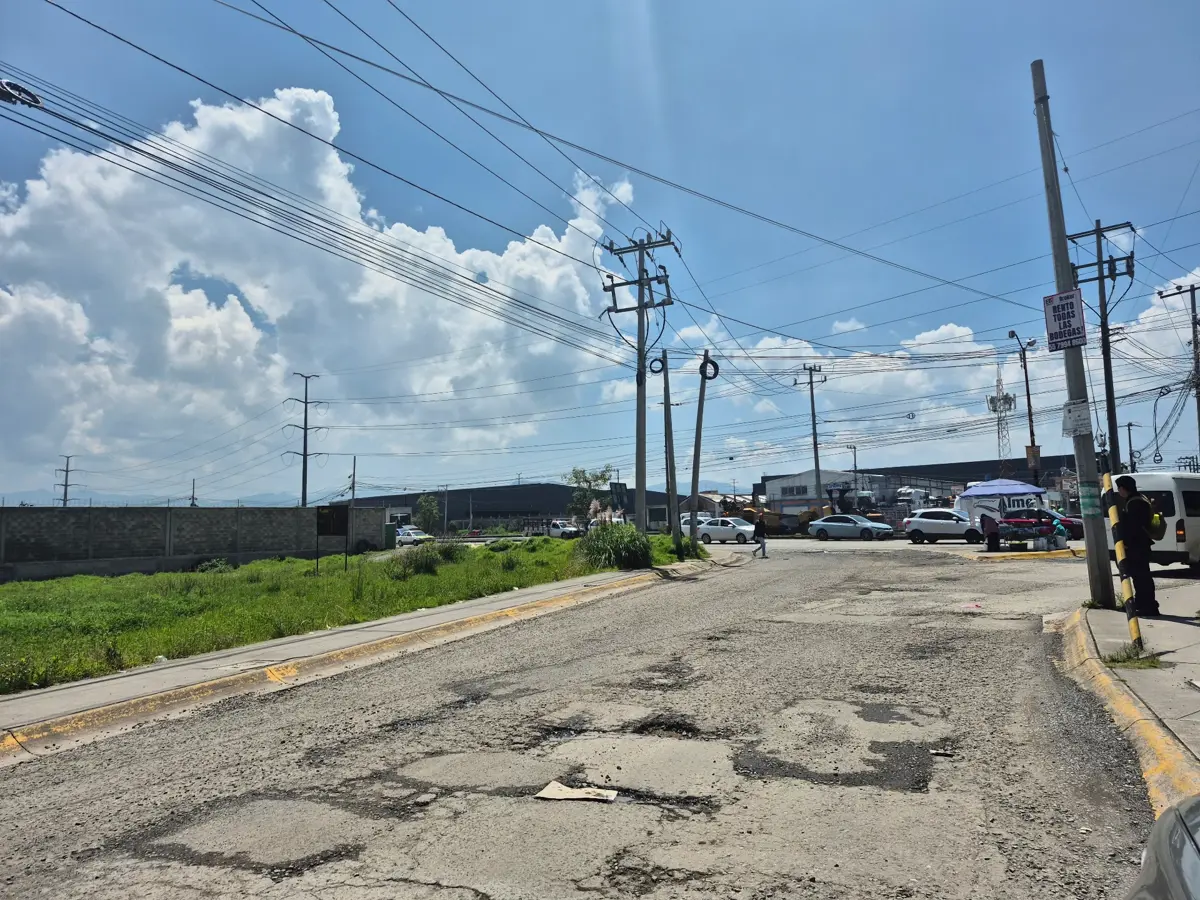 Terreno en venta en San Miguel Totocuitlapilco, Metepec — foto 1 de 3