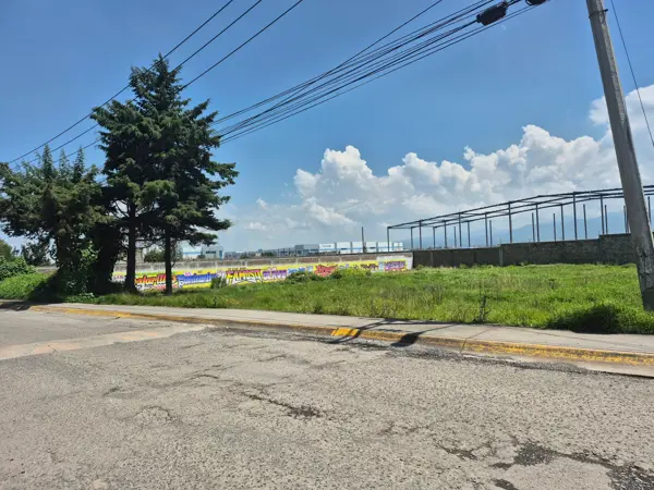 Terreno en venta en San Miguel Totocuitlapilco, Metepec — foto 3 de 3