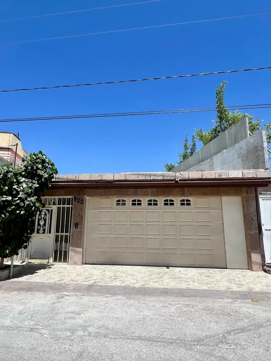 Casa en venta en Ampliación la Rosita, Torreón — foto 1 de 18