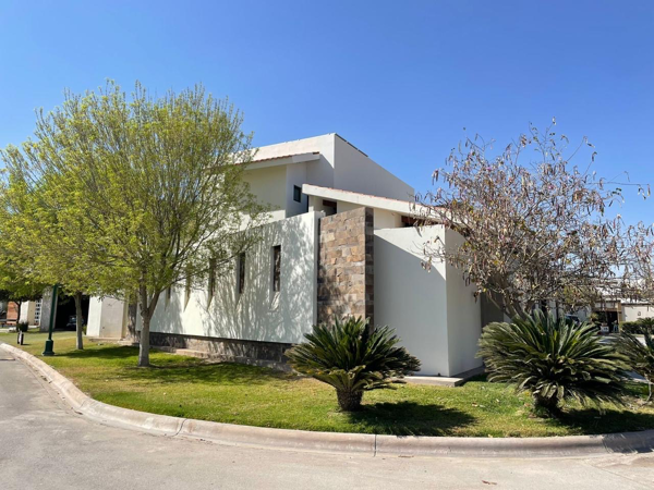 Casa en venta en Las Villas, Torreón — foto 2 de 38