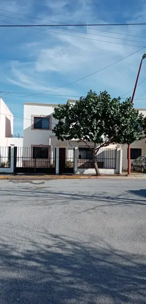 Casa en renta en Residencial Ibero, Torreón — foto 2 de 7
