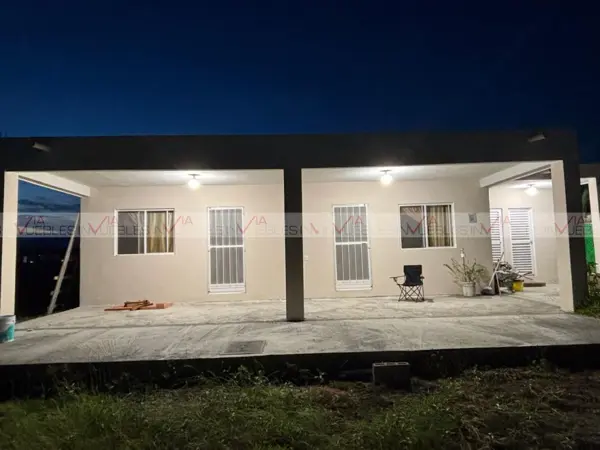 Casa en venta en El Castillo, Cadereyta Jiménez — foto 2 de 12