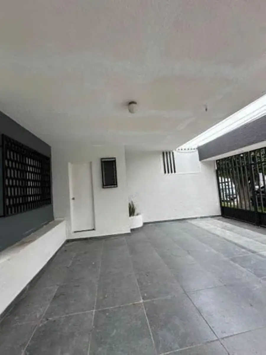 Casa en renta en La Estancia, Zapopan — foto 1 de 5