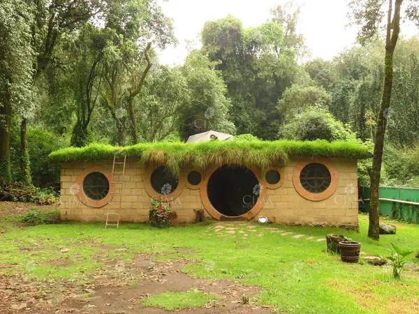 VENTA CASA TIPO HOBBIT AL NORTE DE CUERNAVACA - V408