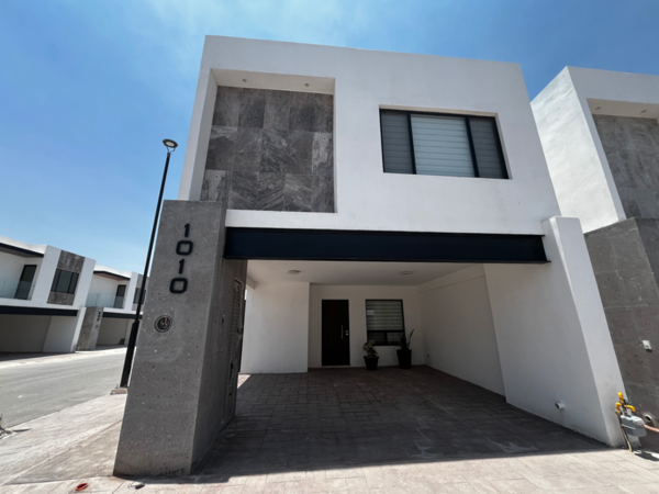 Casa en venta en Los Viñedos, Torreón — foto 2 de 23