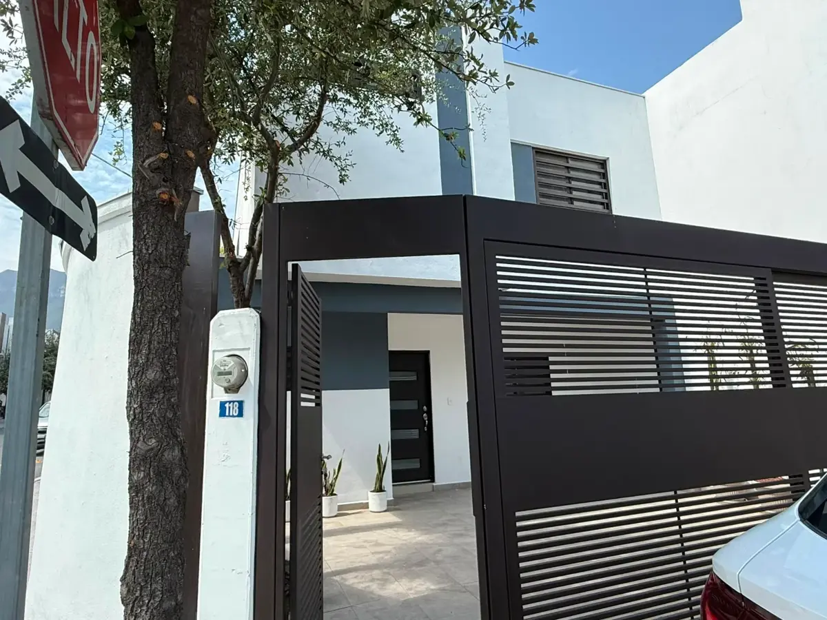 Casa en renta en Cumbres Provenza Privada Terra, García — foto 1 de 30