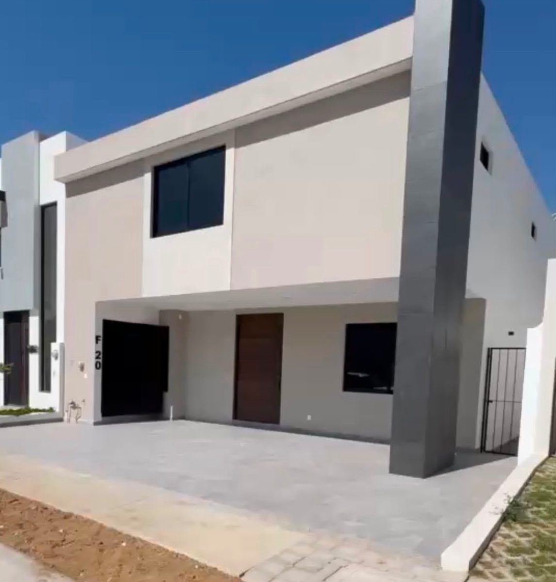 Casa en venta en El Molino Residencial y Golf, León — foto 1 de 13