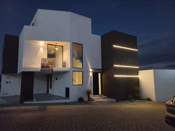 Casa en venta en Lomas de Angelópolis, San Andrés Cholula — foto 2 de 36