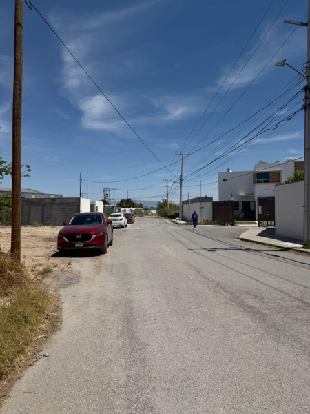 Terreno en venta en Estancias de San Juan Bautista, Monclova — foto 3 de 4