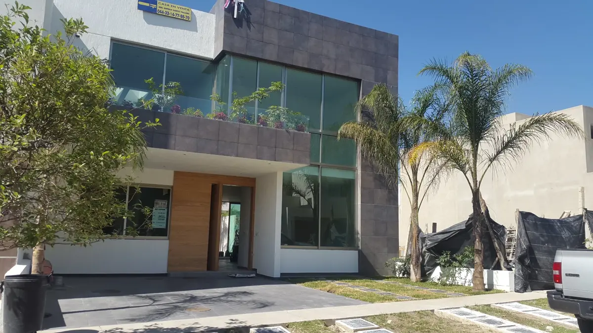Casa en renta en Residencial Parque Virreyes, Zapopan — foto 1 de 16