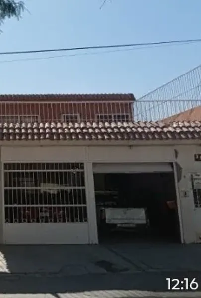 Casa residencial en Lerdo Centro, Durango, con amplio jardín