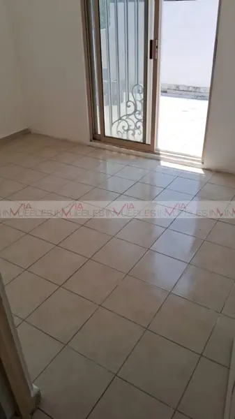 Casa en venta en Mitras Poniente, García — foto 2 de 12