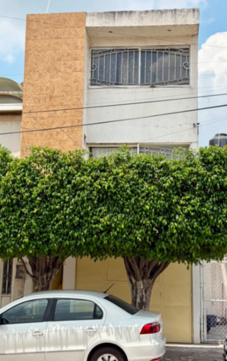 Casa en venta en Colinas de Santa Julia, León — foto 1 de 16