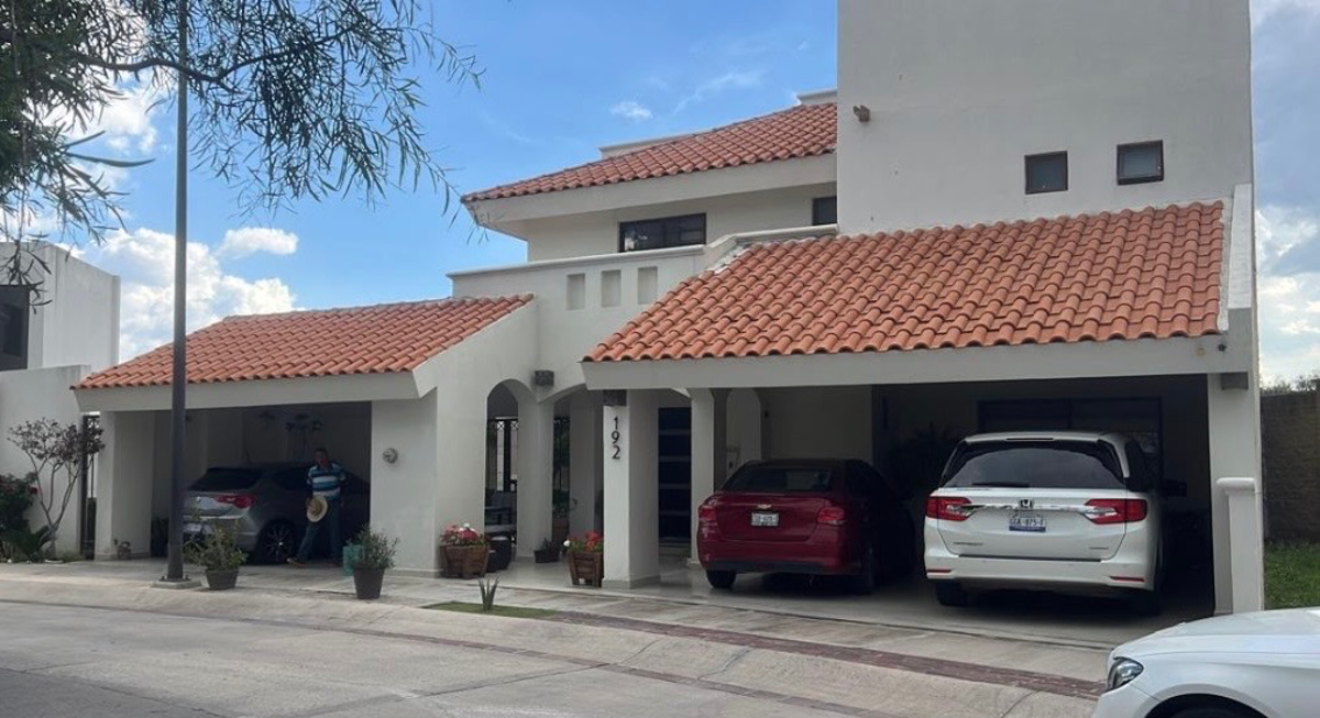 Casa en venta en El Mayorazgo Residencial, León — foto 1 de 15