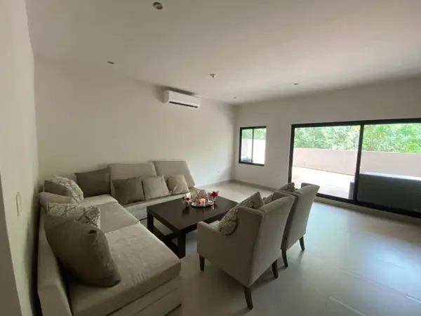 Casa en venta en Carolco, Monterrey — foto 2 de 9