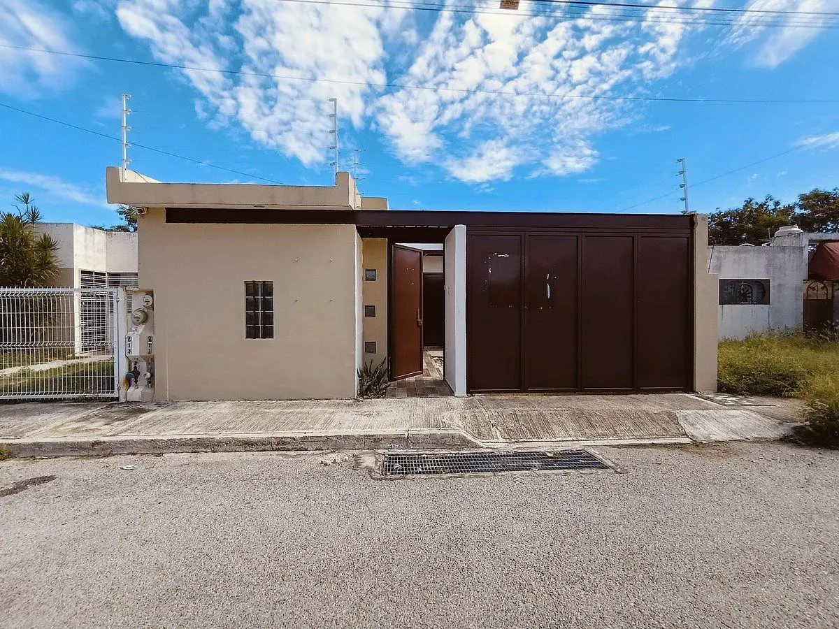 Casa en venta en Paseos de Opichen, Mérida — foto 1 de 20