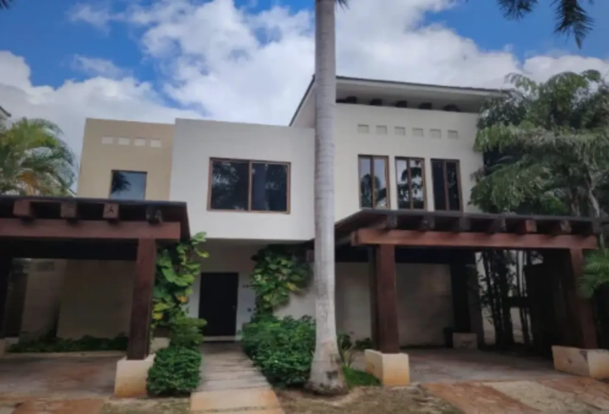 Casa en venta en Yucatán Country Club, Mérida — foto 1 de 13