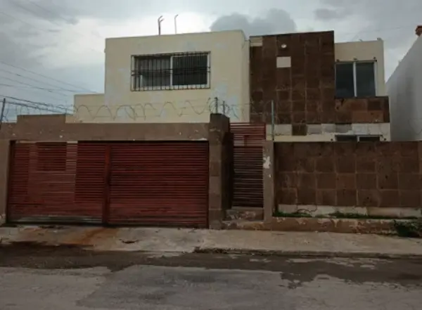 CASA DE ENTREGA INM EN 
El Carmelo, Campeche, Campeche