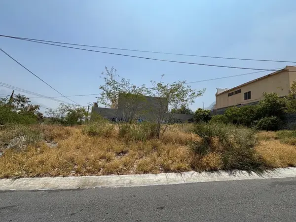 Terreno en renta en Residencial Santa Cecilia I, Santa Catarina — foto 3 de 5