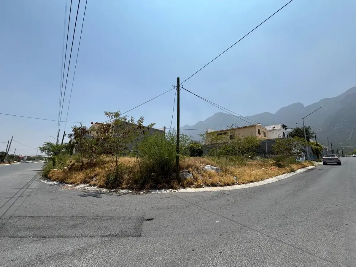 Terreno en renta en Residencial Santa Cecilia I, Santa Catarina — foto 1 de 5