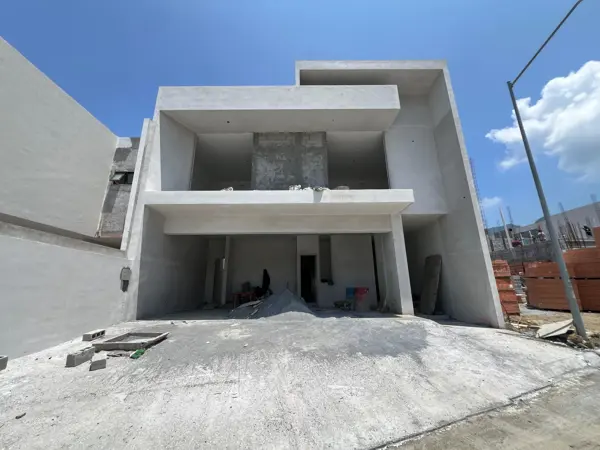 CASA EN VENTA BOSQUES DE LAS MISIONES ZONA EL URO CARRETERA NACIONAL MONTERREY